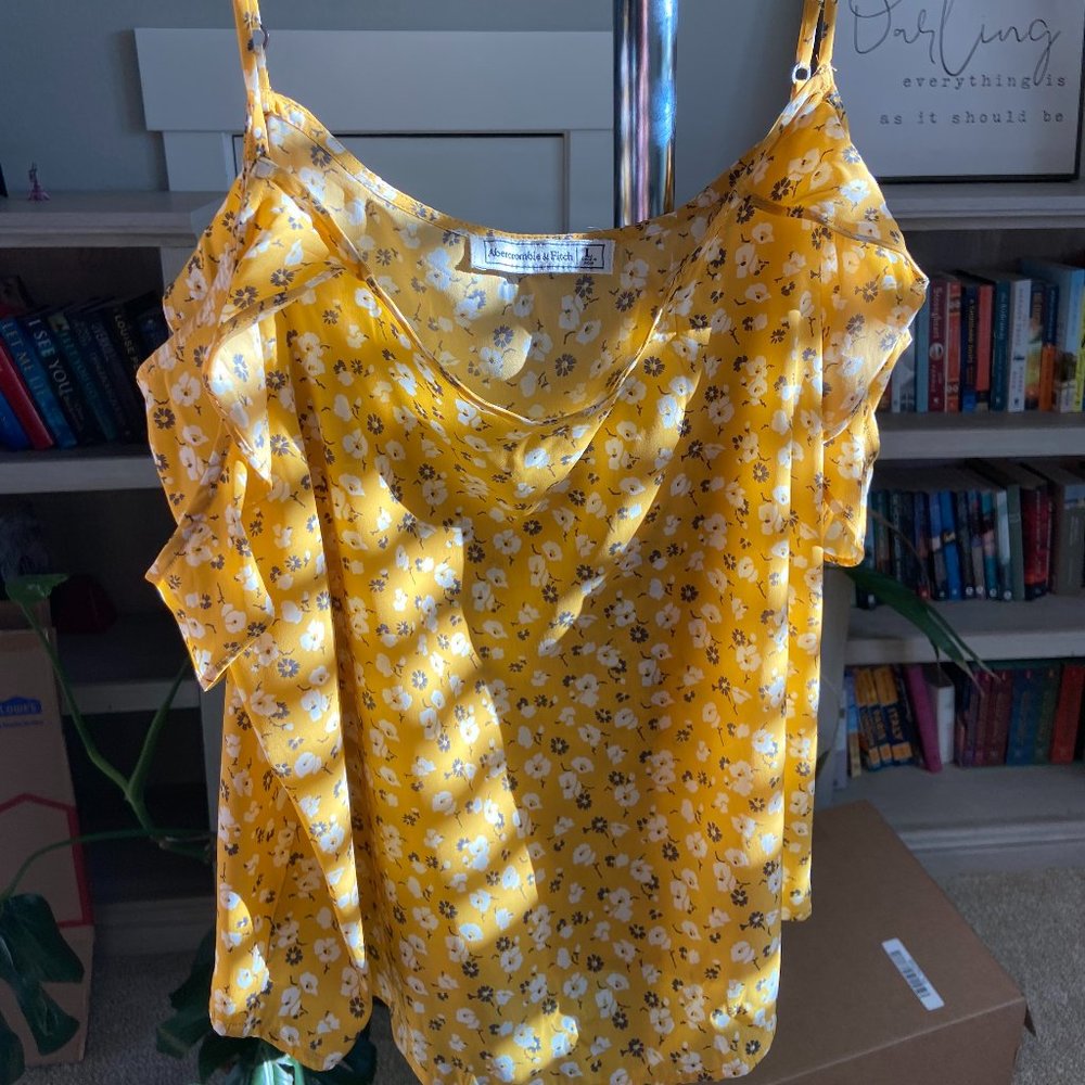 Abercrombie & Fitch Yellow Floral Off Shoulder Ruffle Top